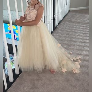 Flower girl dress